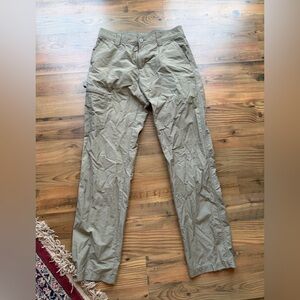 Columbia Men's Khaki Cargo Pants